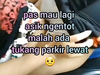 di dalam mobil bukan kereta ya